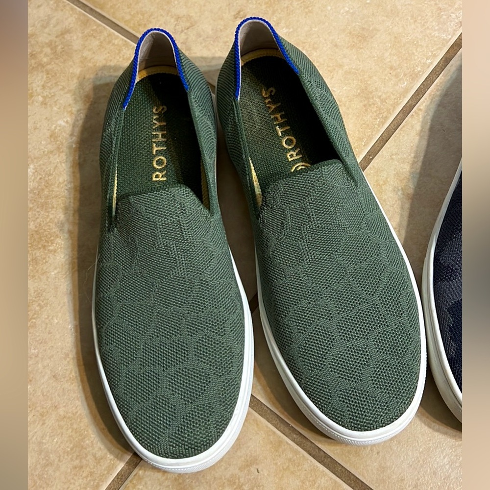 Rothy’s Size 9 slip on sneaker Garden.